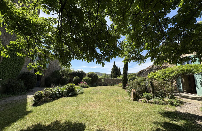 Proche Carcassonne - Ensemble 3 maisons et dépendances — photo 2