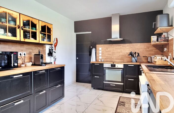 Vente Maison/villa 6 pièces — photo 2