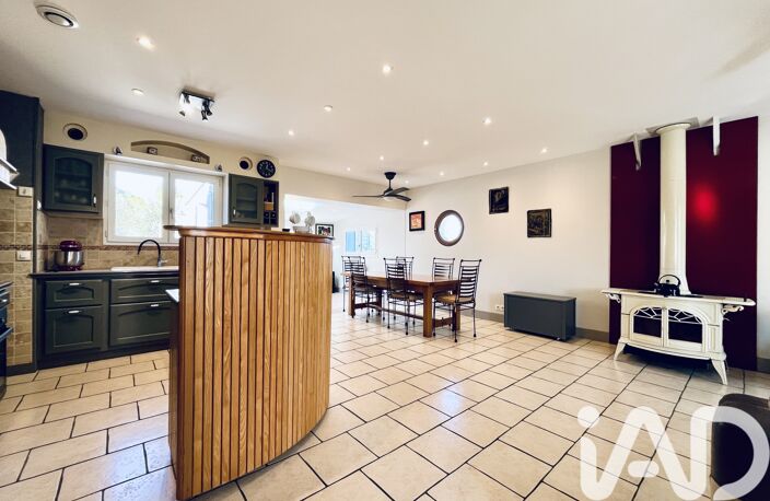 Vente Maison/villa 7 pièces — photo 3