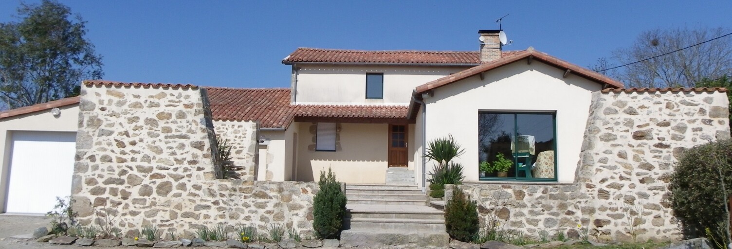 Maison 8 Pièces 324 m² à vendre à Bressuire (79300)