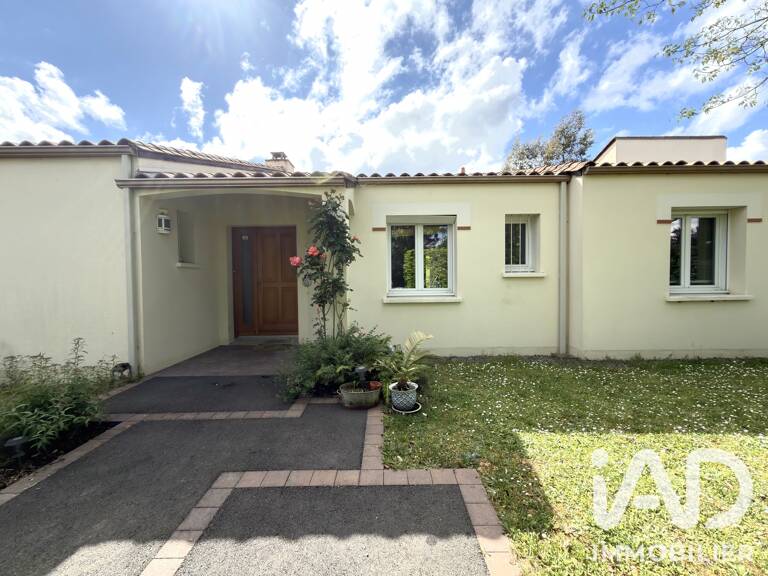 Vente Maison traditionnelle 8 pièces — photo 1