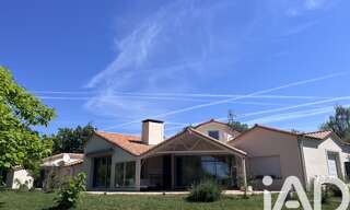 Maison 7 Pièces 178 m² à vendre à Chantonnay (85110)