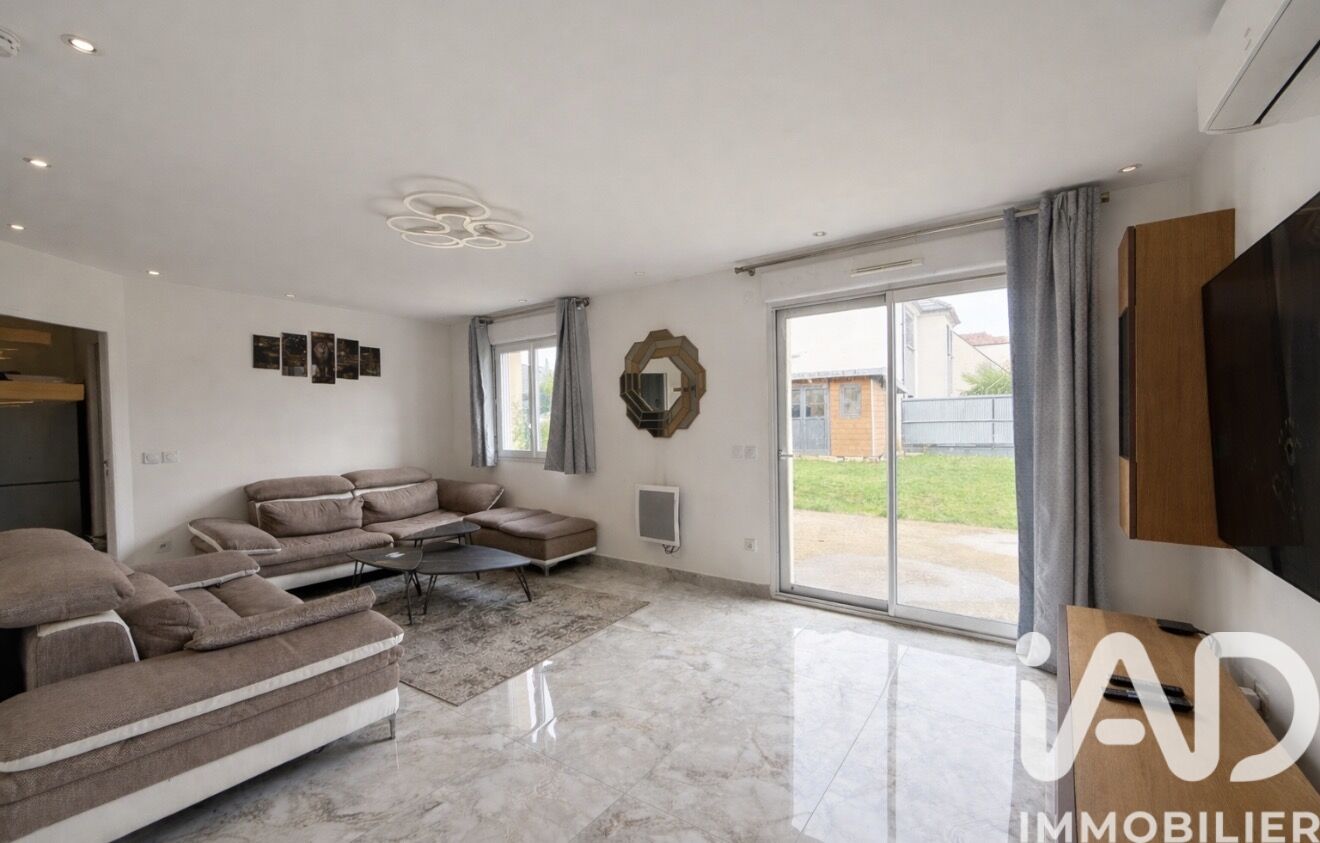 Maison à vendre, 5 pièces, 109 m², Mandres-les-Roses