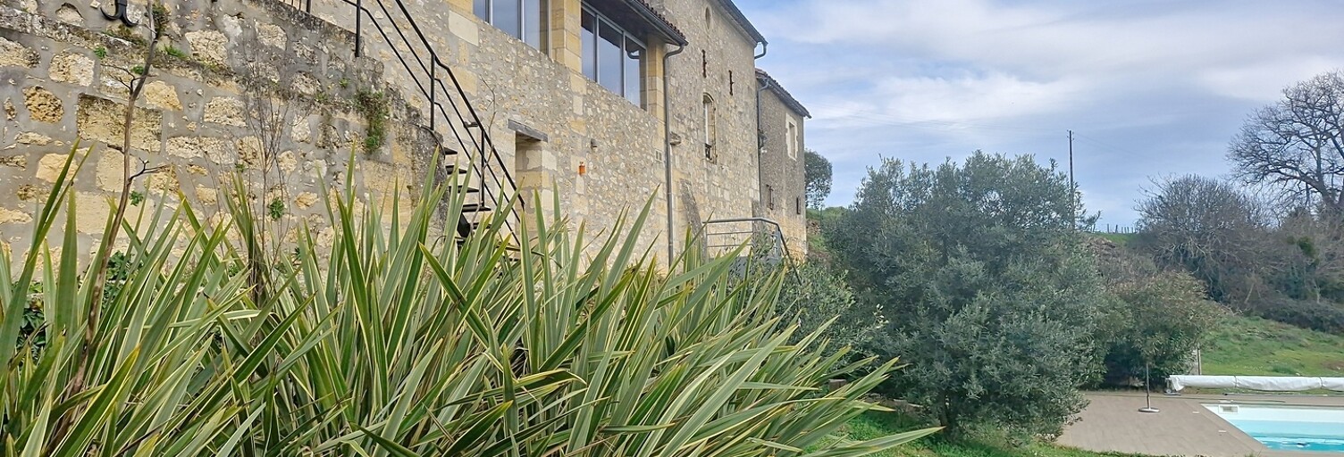 Maison 6 Pièces 229 m² à vendre à Saint-Pey-de-Castets (33350)