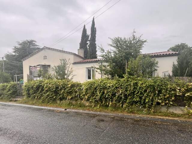Maison de ville de 4 pièces principales — photo du bien