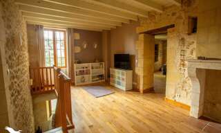 Maison 6 Pièces 180 m² à vendre à Le Tourne (33550)