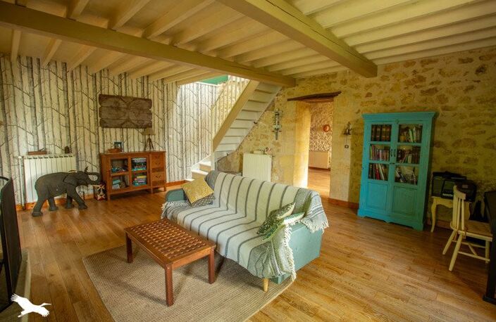 Maison en pierre de 6 pièces principales — photo 2