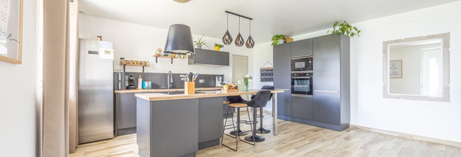 Maison 6 Pièces 208 m² à vendre à Souvigné (79800)