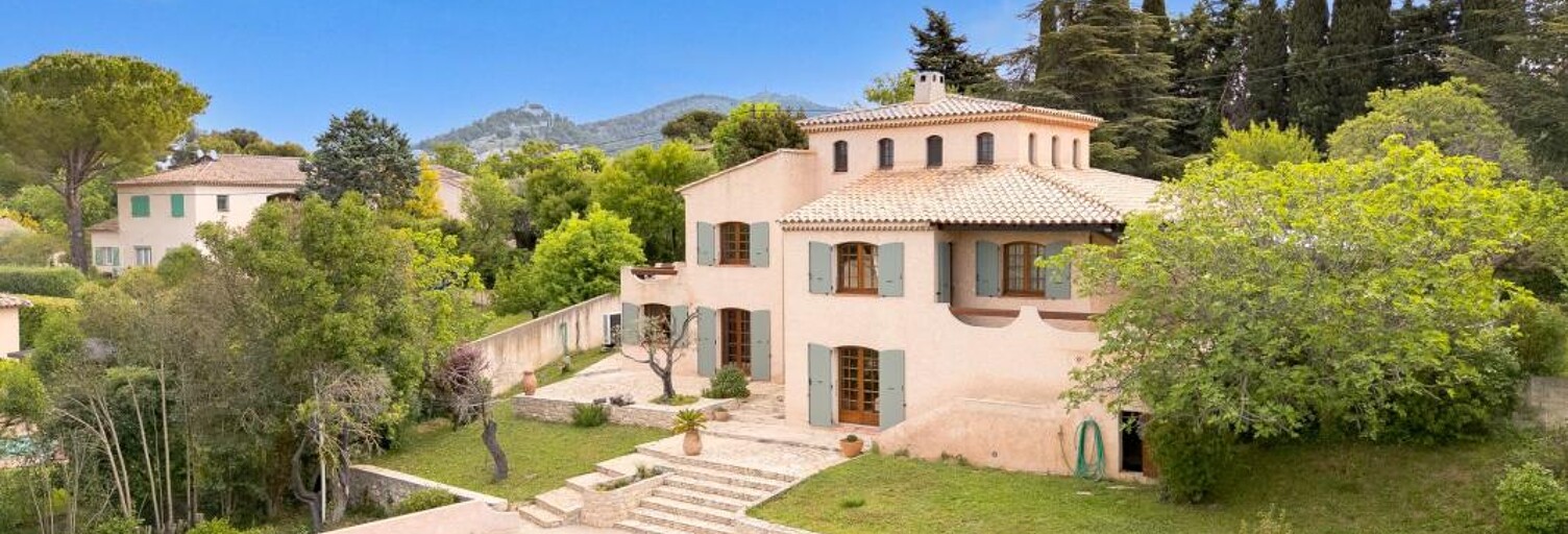 Maison 5 Pièces 220 m² à vendre à Allauch (13190)