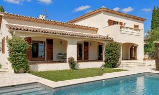 Maison 7 Pièces 222 m² à vendre à Mougins (06250)
