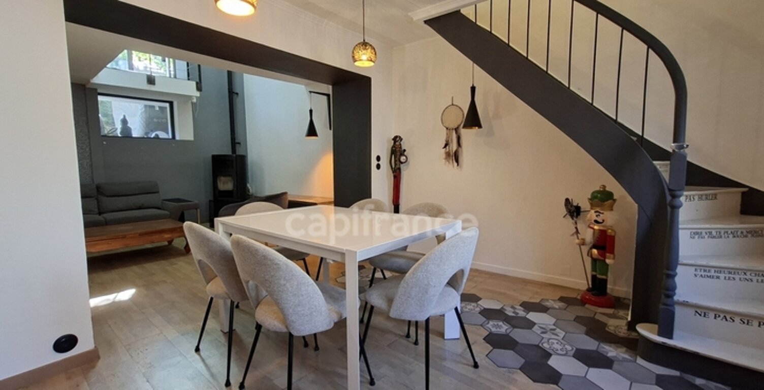 Maison à vendre 4 pièces SERRIERES EN CHAUTAGNE (73) — photo 1