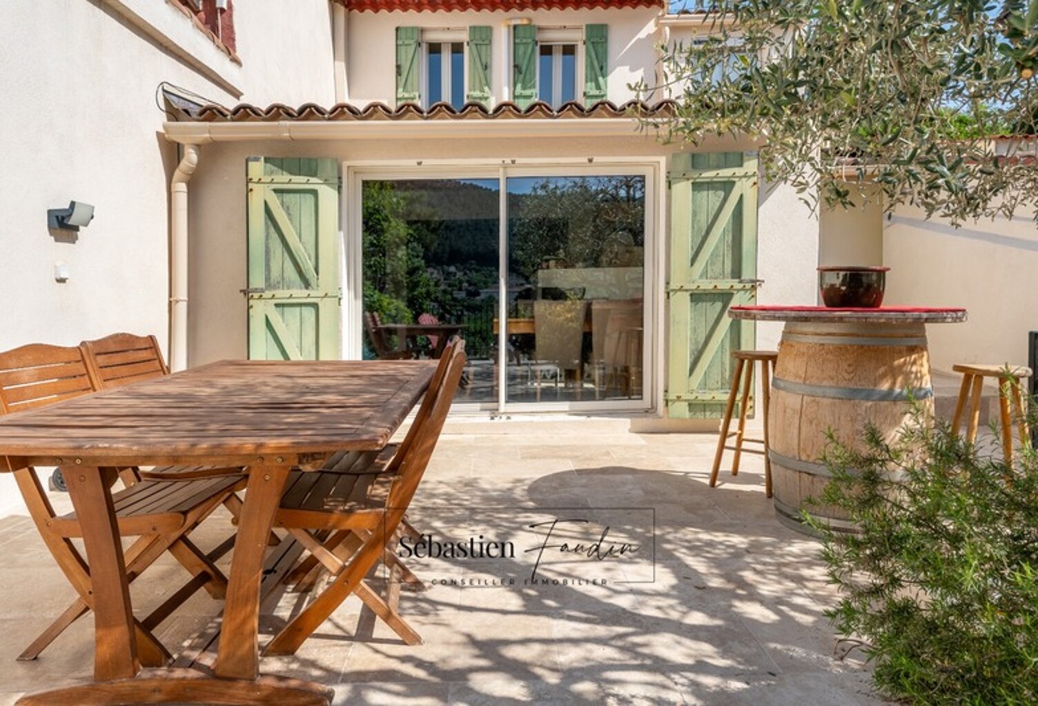 Maison à vendre à LA PENNE-SUR-HUVEAUNE (13) - Vue panoramique - Grand calme - Rénovations récentes - Cuisine d'été — photo 1