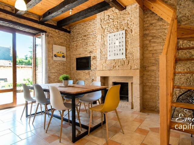 Maison de village de caractère – XIIIe siècle – terrasse – Périgord Noir — photo du bien