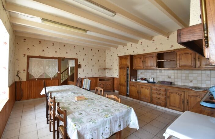 Maison en pierre avec grand terrain — photo 3