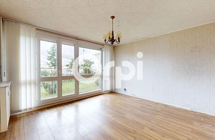 T4 traversant avec balcon – Un lieu de vie à façonner selon vos envies — photo 2