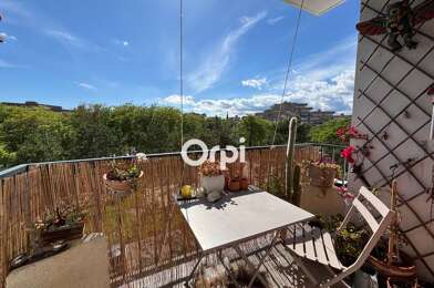 Appartement 4 pièces 185000 €