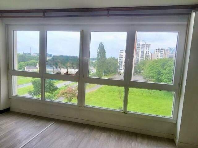 Appartement T1 lumineux avec ascenseur à BREST — photo du bien
