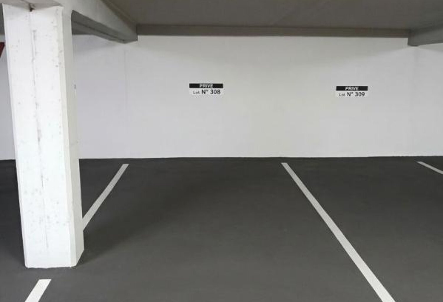 Parking À Vendre — photo 1