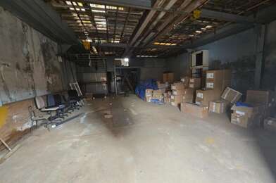 Garage  120000 €