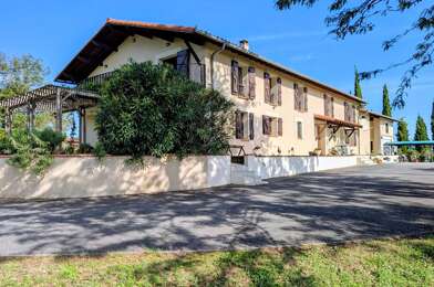 Maison 20 pièces 695000 €
