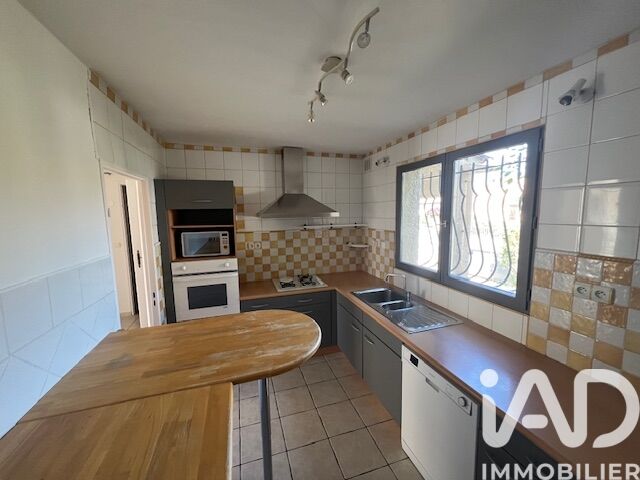 Vente Maison/villa 5 pièces - Photo 3