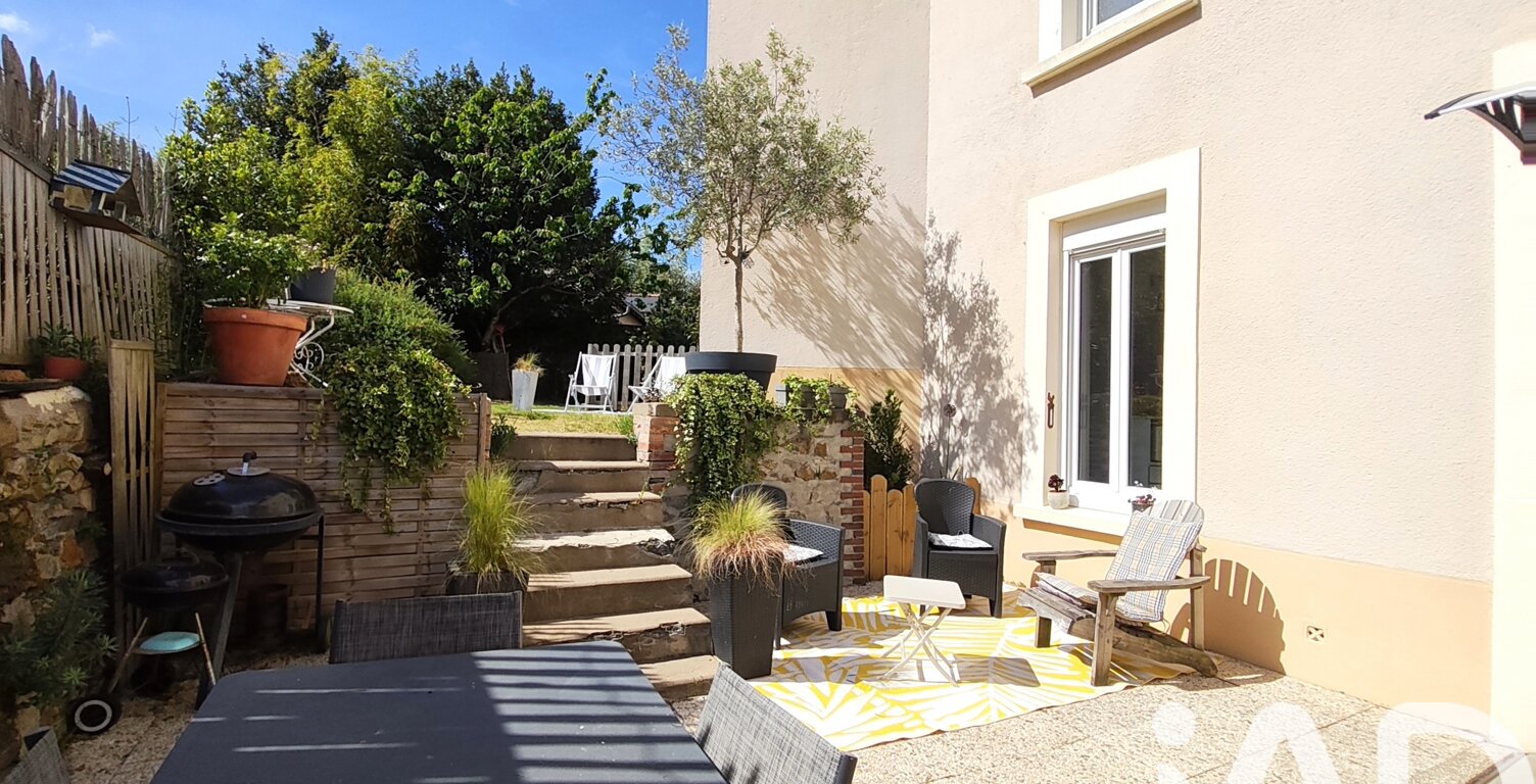 Vente Maison de ville 8 pièces — photo 1
