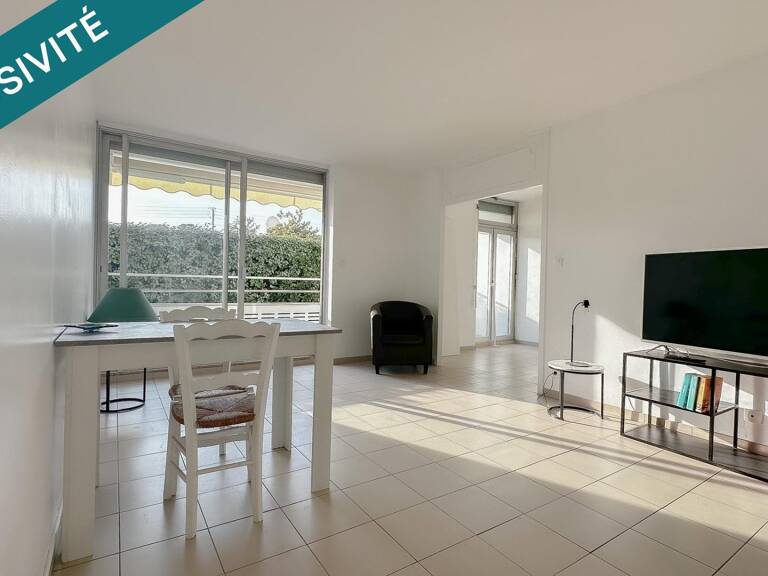 Appartement T3 place de parking et extèrieur — photo 1