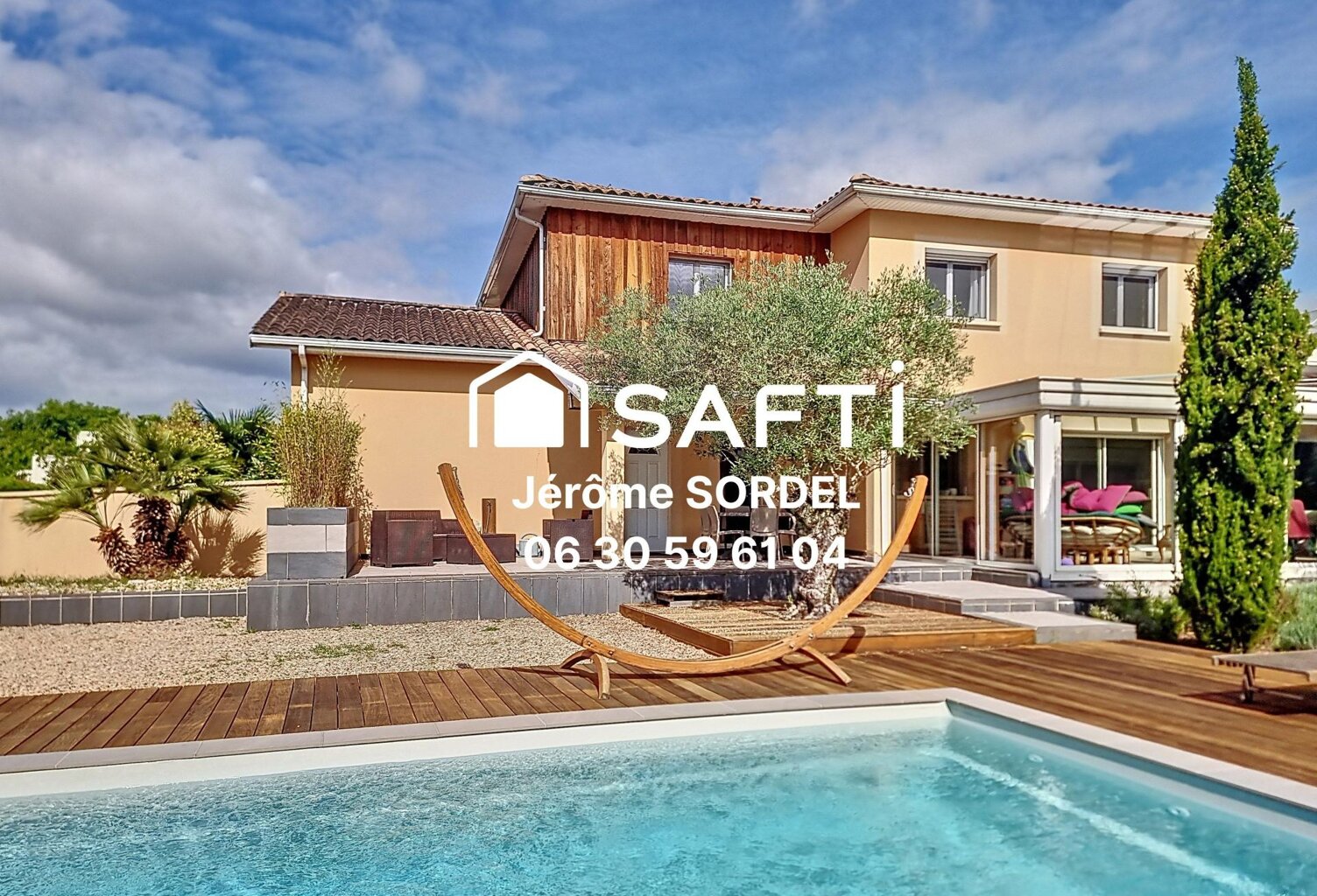 Maison T9 - 5 chambres - Blanquefort - 238m² — photo 1