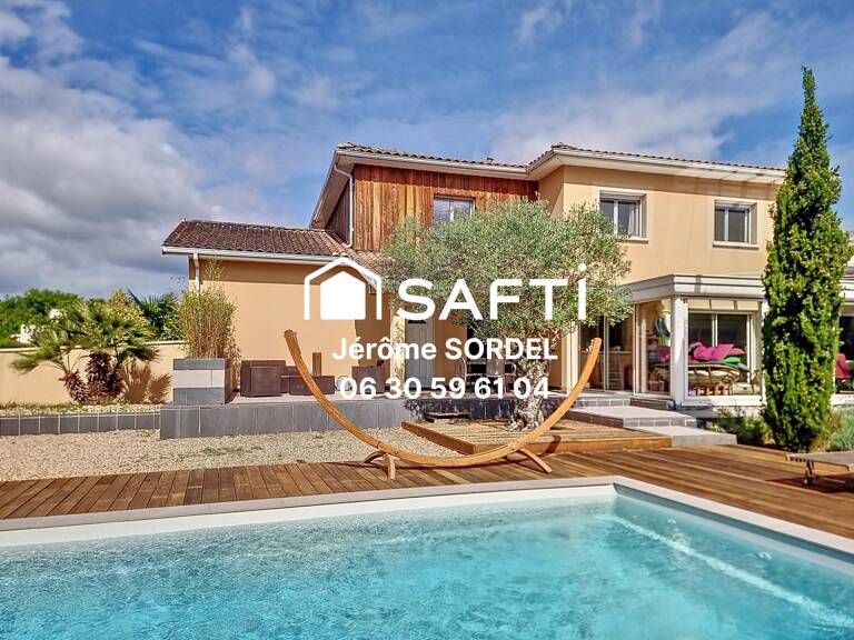 Maison T9 - 5 chambres - Blanquefort - 238m² — photo 1