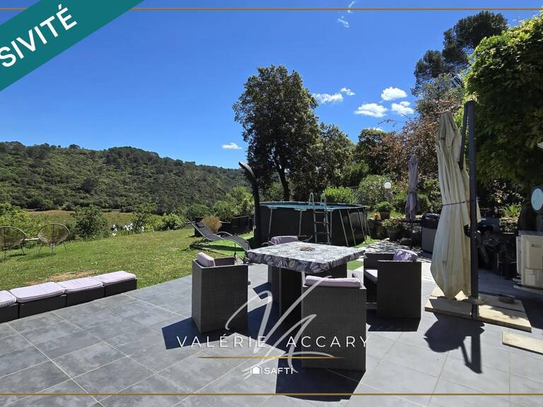 Flassans-sur-Issole : Bas de villa de 104 m² sur un terrain de 956 m², piscine hors-sol, terrain de boule, atelier... — photo 1