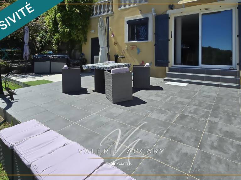 Flassans-sur-Issole : Bas de villa de 104 m² sur un terrain de 956 m², piscine hors-sol, terrain de boule, atelier... — photo 1