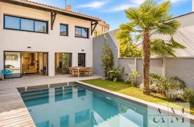 BORDEAUX CAUDÉRAN  PARC BORDELAIS | MAISON FAMILIALE  164 M²  4/5 CHAMBRES  PISCINE CHAUFFÉE  STATIONNEMENT — photo du bien