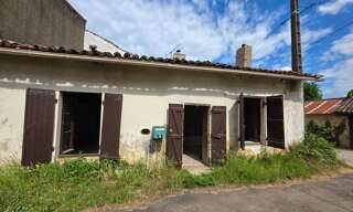 Maison 1 Pièce 45 m² à vendre à Lusignan (86600)