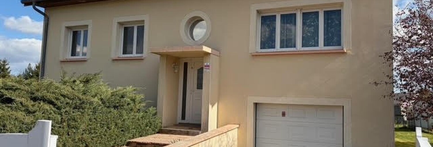 Maison 6 Pièces 128 m² à vendre à Charmes (88130)