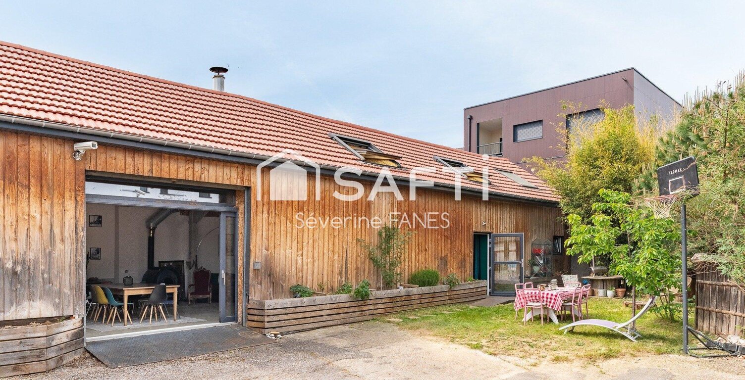 LOFT EXCEPTIONNEL 280 M2 TOIT CATHEDRALE+ 2 DEPENDANCES BIEN RARE A ROUEN — photo 1