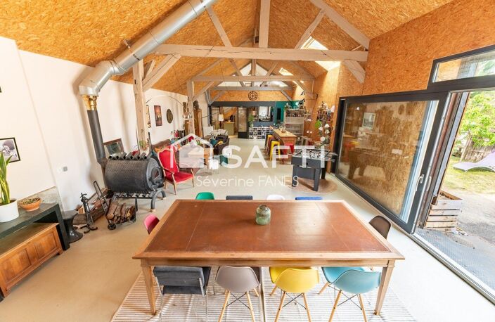 LOFT EXCEPTIONNEL 280 M2 TOIT CATHEDRALE+ 2 DEPENDANCES BIEN RARE A ROUEN — photo 2