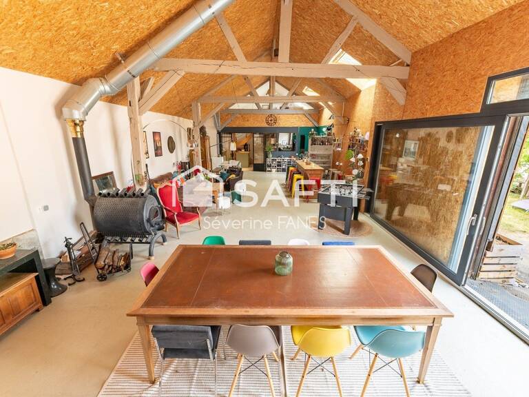 LOFT EXCEPTIONNEL 280 M2 TOIT CATHEDRALE+ 2 DEPENDANCES BIEN RARE A ROUEN — photo 1