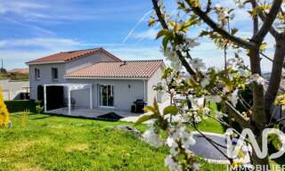 Maison 6 Pièces 150 m² à vendre à Luriecq (42380)