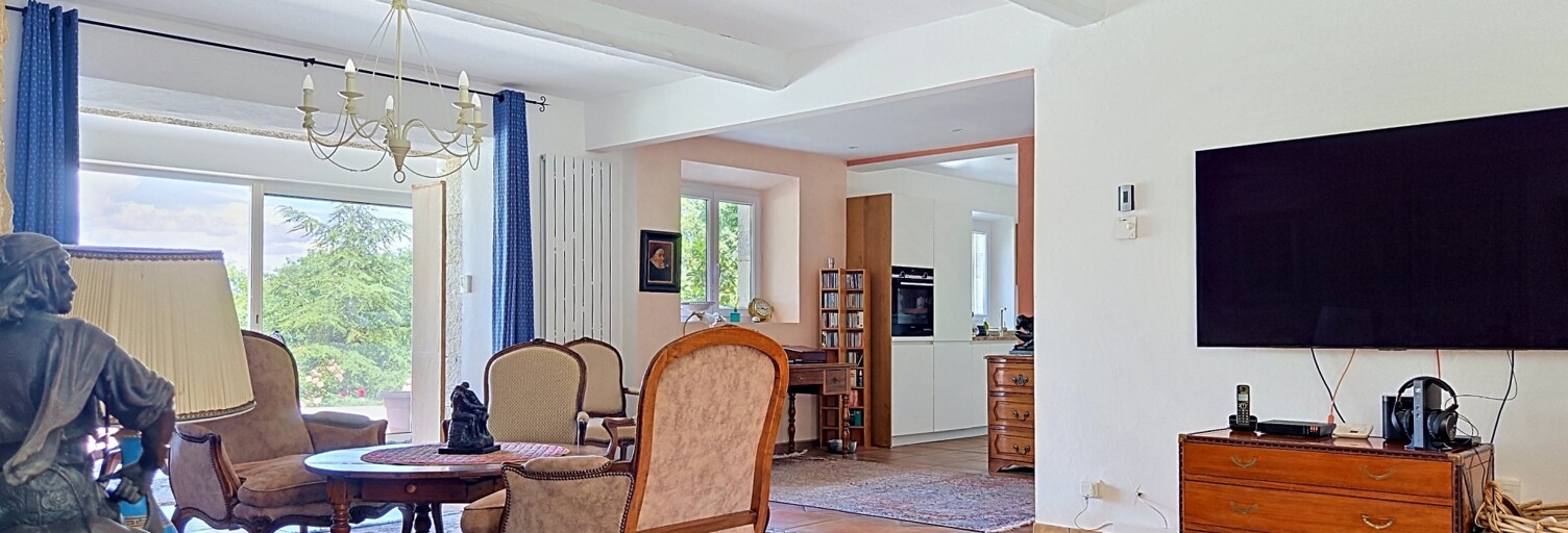 Maison 7 Pièces 205 m² à vendre à Fayence (83440)