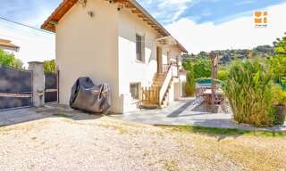Maison 5 Pièces 81 m² à vendre à Cagnes-sur-Mer (06800)