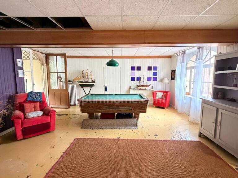 Maison à vendre 8 pièces MORTAGNE SUR SEVRE (85) — photo 1