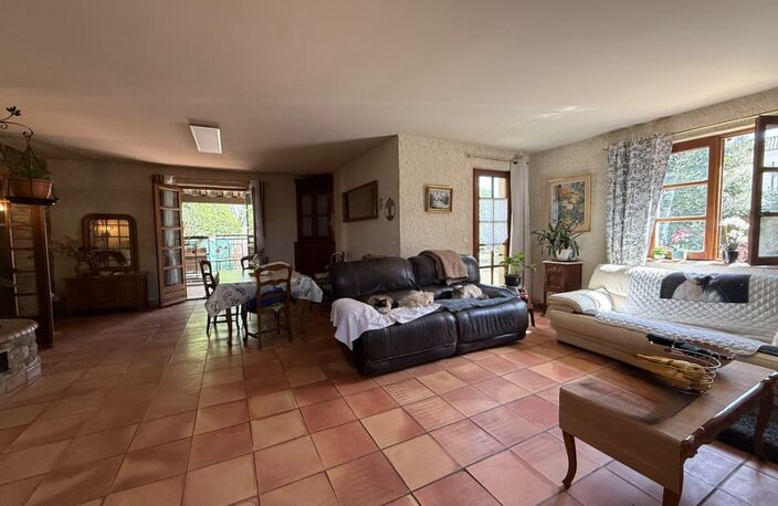 Maison à vendre de 153m2 6 pièces terrain de 1000m2 ALES (30) — photo 2