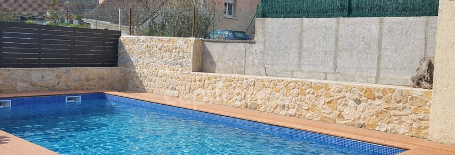Maison 15 Pièces 430 m² à vendre à Crozet (01170)
