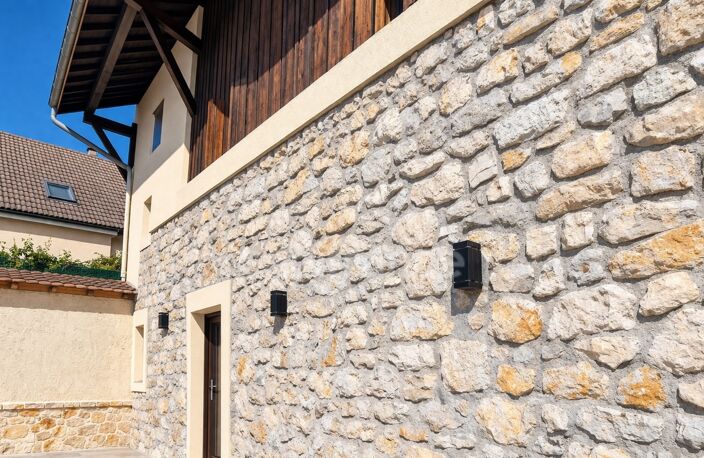 Maison à vendre 15 pièces CROZET (01) — photo 3