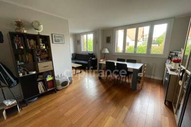 Appartement 4 pièces 1100 €