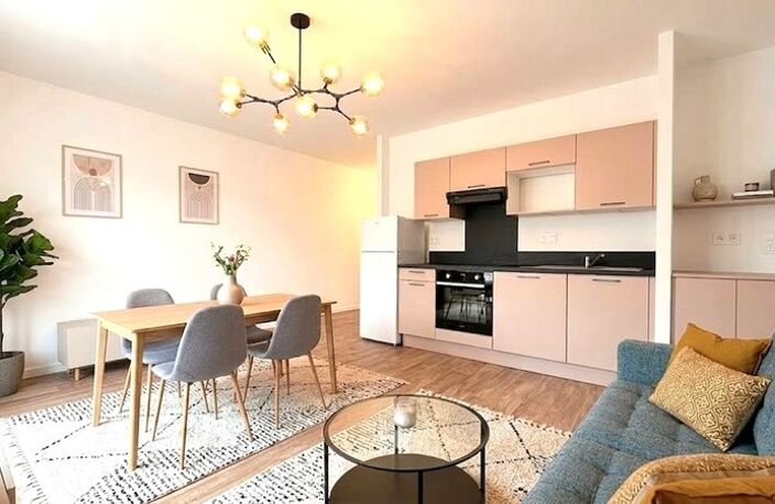 QUIMPER (29) Appartement de type 3 de 63 m² habitable - Terrasse - Jardin - une place de parking — photo 2