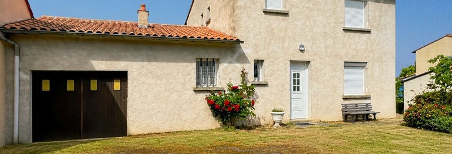 Maison 5 Pièces 102 m² à vendre à Bassillac (24330)