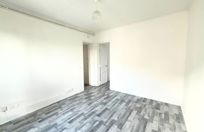 Appartement à vendre 3 pièces CREIL (60) quartier voltaire — photo 2