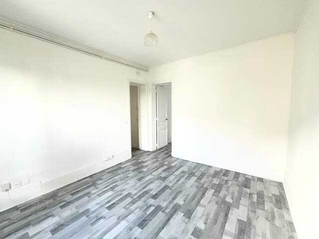 Appartement à vendre 3 pièces CREIL (60) quartier voltaire — photo du bien