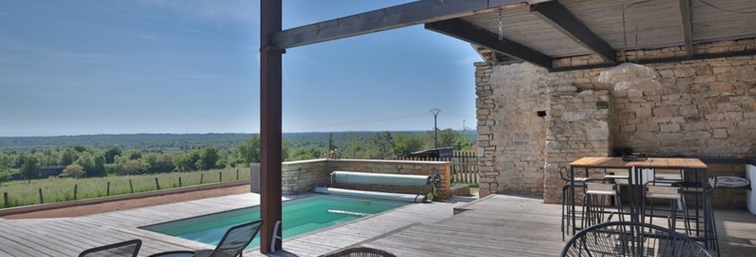 Maison 7 Pièces 260 m² à vendre à Saint-Martin-Belle-Roche (71118)